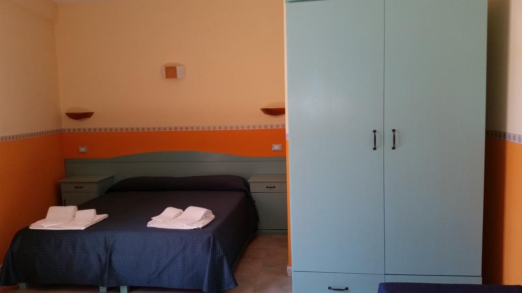 Hotel Costa Antiga Сант'Анна-Аррезі Екстер'єр фото